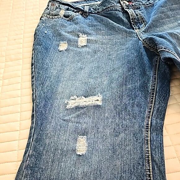 Womens Sz 23 Distressed Highrise Inseam 32 Wide Leg  100% Cotton Bootcut Jeans - Picture 6 of 12
